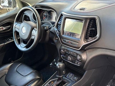 2020 Jeep Cherokee Trailhawk