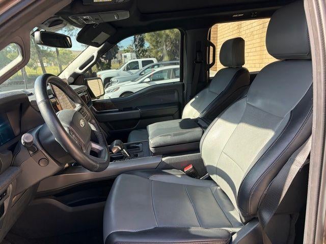 2023 Ford F-150 Lightning LARIAT