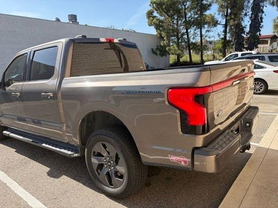 2023 Ford F-150 Lightning LARIAT