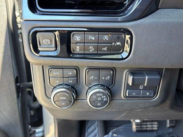 2025 GMC Yukon XL AT4 Ultimate