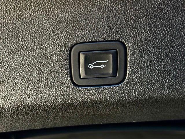 2025 GMC Yukon XL AT4 Ultimate