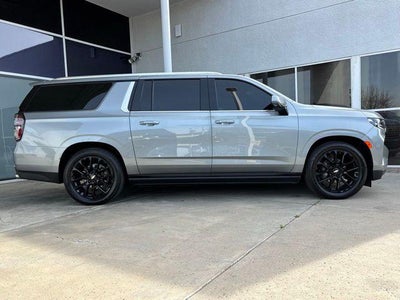 2023 Chevrolet Suburban High Country