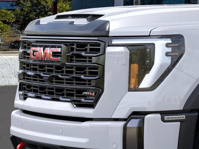 2025 GMC Sierra 3500 HD AT4