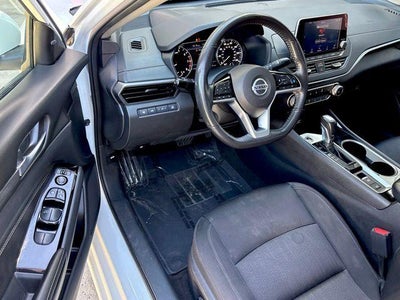 2021 Nissan Altima SV FWD