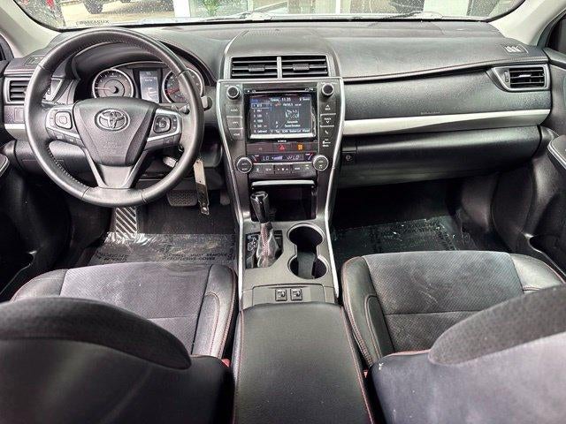 2016 Toyota Camry XSE