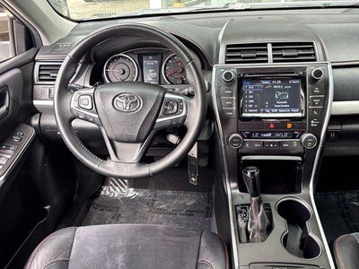 2016 Toyota Camry XSE