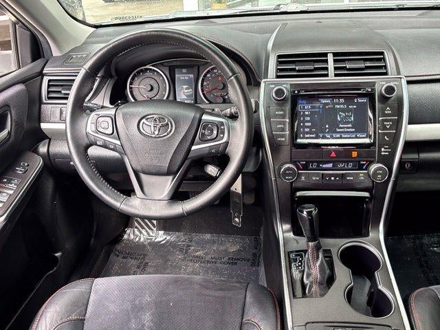 2016 Toyota Camry XSE