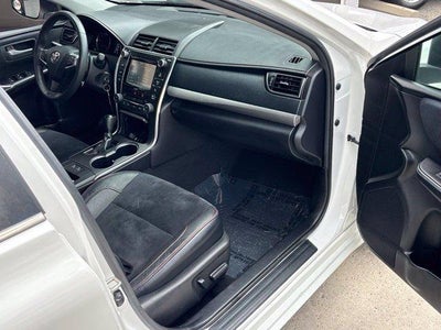 2016 Toyota Camry XSE
