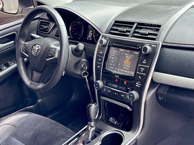 2016 Toyota Camry XSE