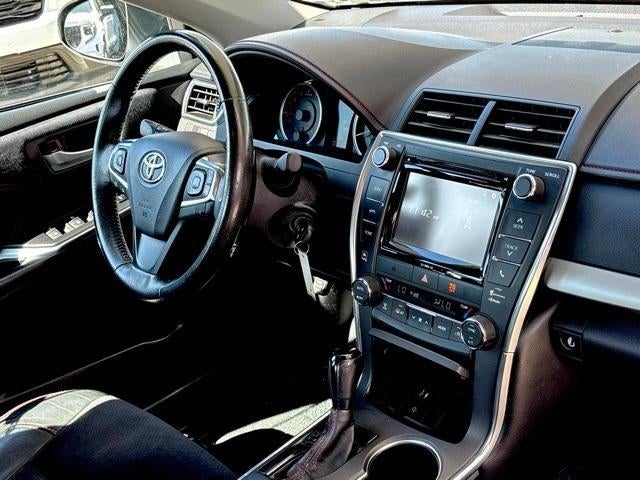 2017 Toyota Camry XLE