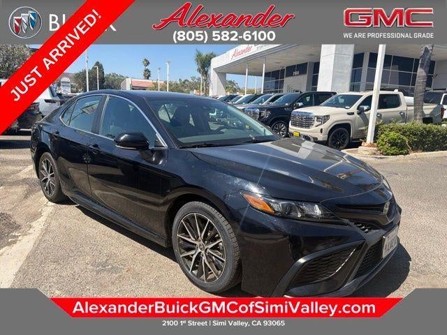 2024 Toyota Camry SE