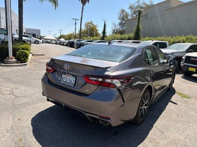 2022 Toyota Camry SE