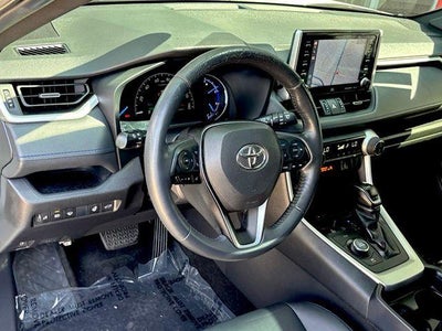 2020 Toyota RAV4 Hybrid XSE