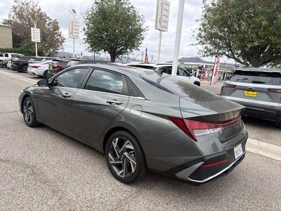 2025 Hyundai Elantra Hybrid Limited