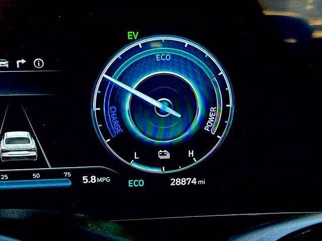 2025 Hyundai Elantra Hybrid Limited