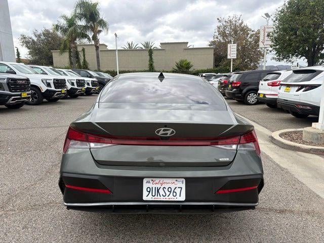 2025 Hyundai Elantra Hybrid Limited