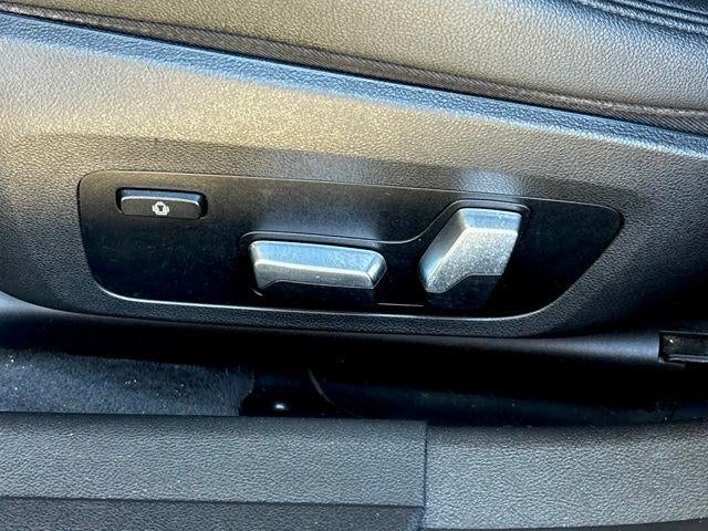 2019 BMW 330i 330i