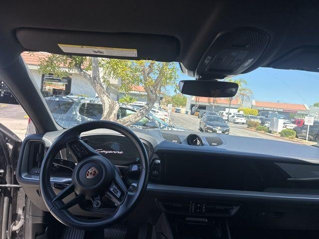 2024 Porsche Cayenne Coupe Base