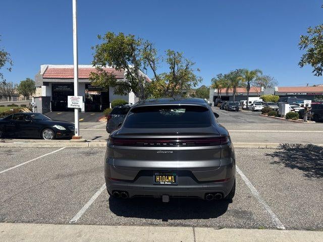 2024 Porsche Cayenne Coupe Base