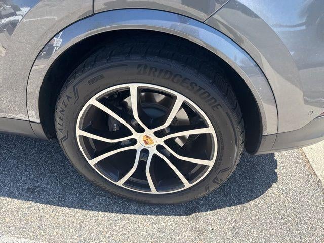 2024 Porsche Cayenne Coupe Base